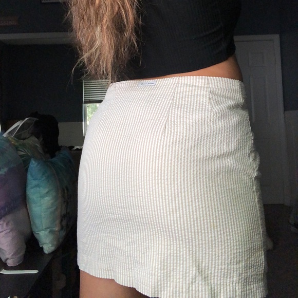 Guess Mini Skirt - Picture 2 of 5